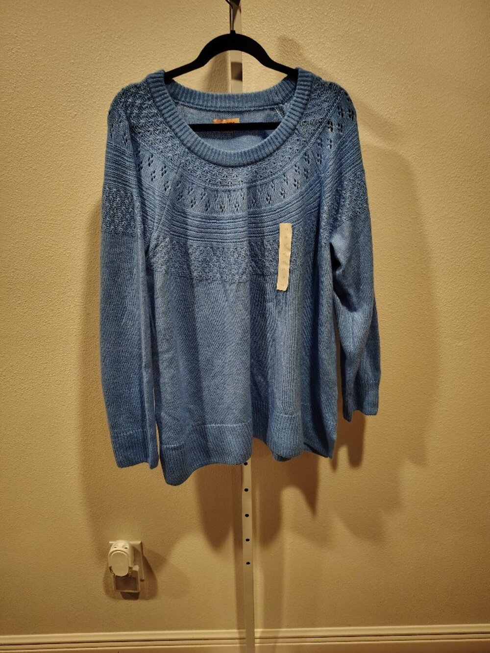 EVRI Women's Sweater Size 2X Long Sleeve Scoop Neck Pointelle Blue NWT